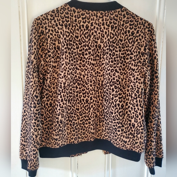 Leopard print jacket 🐆 - Picture 4 of 4